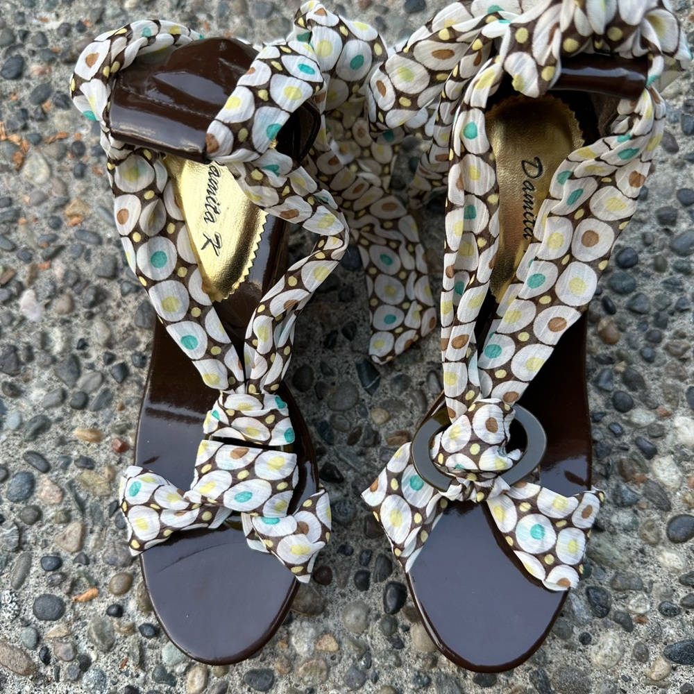 Danita K wedges, size 7